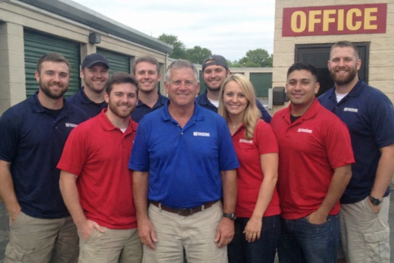 Water damage restoration professionals in Fresno, CA